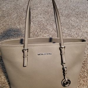 Light gray mk handbag